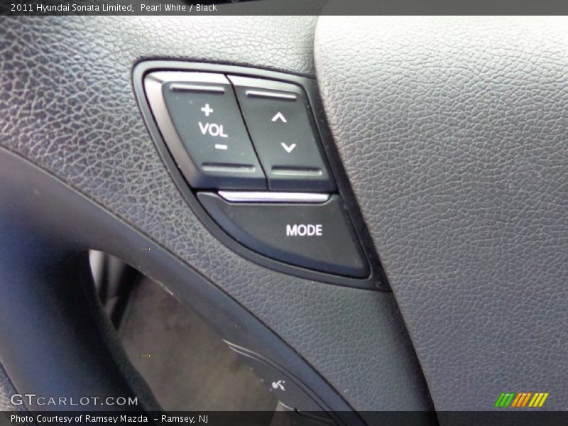 Pearl White / Black 2011 Hyundai Sonata Limited