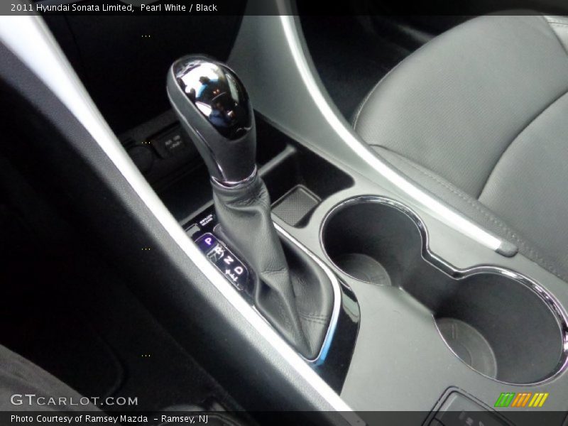 Pearl White / Black 2011 Hyundai Sonata Limited