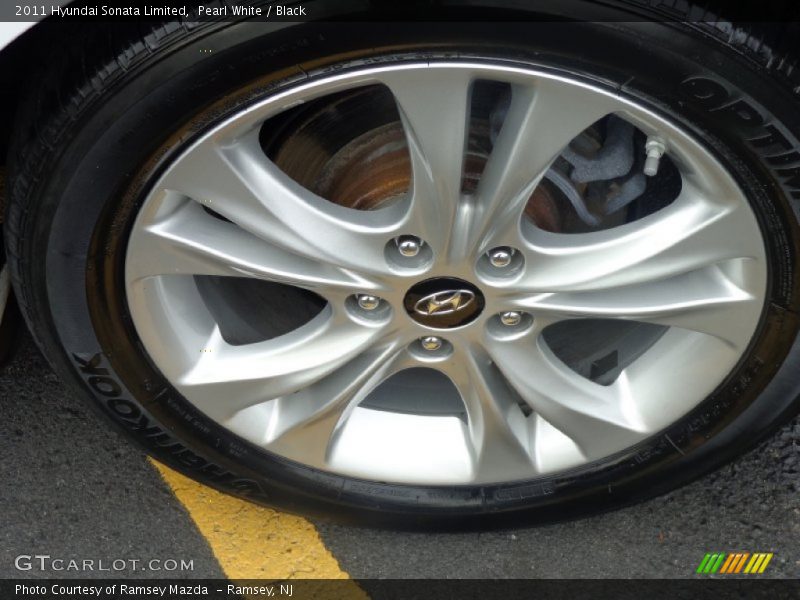 Pearl White / Black 2011 Hyundai Sonata Limited