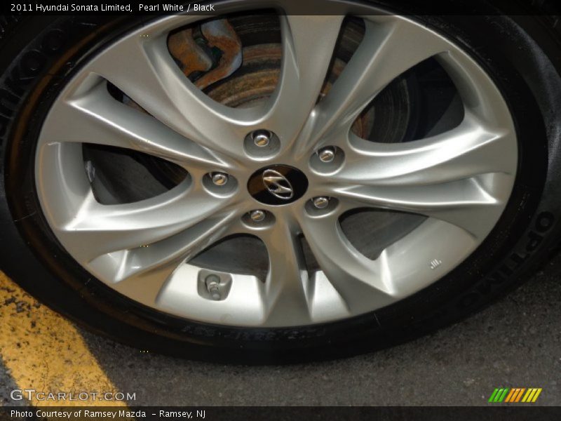 Pearl White / Black 2011 Hyundai Sonata Limited