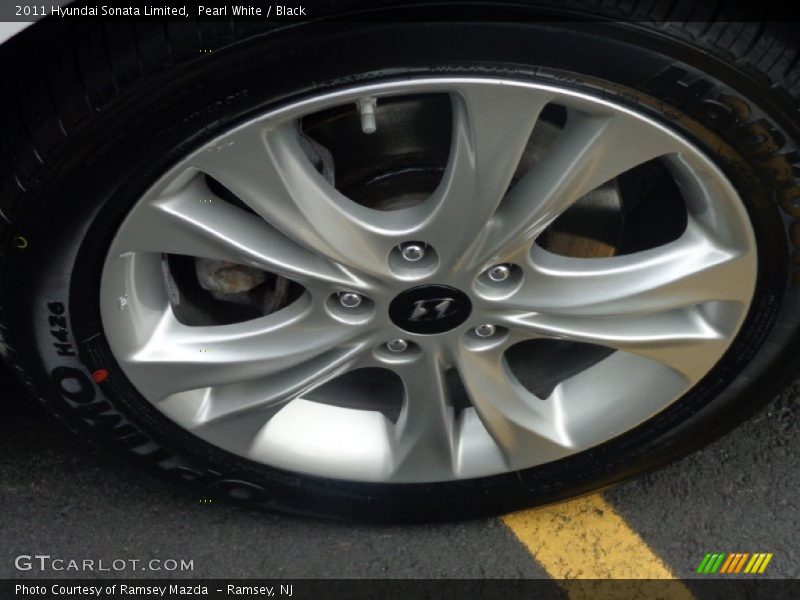 Pearl White / Black 2011 Hyundai Sonata Limited