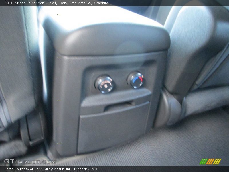Dark Slate Metallic / Graphite 2010 Nissan Pathfinder SE 4x4