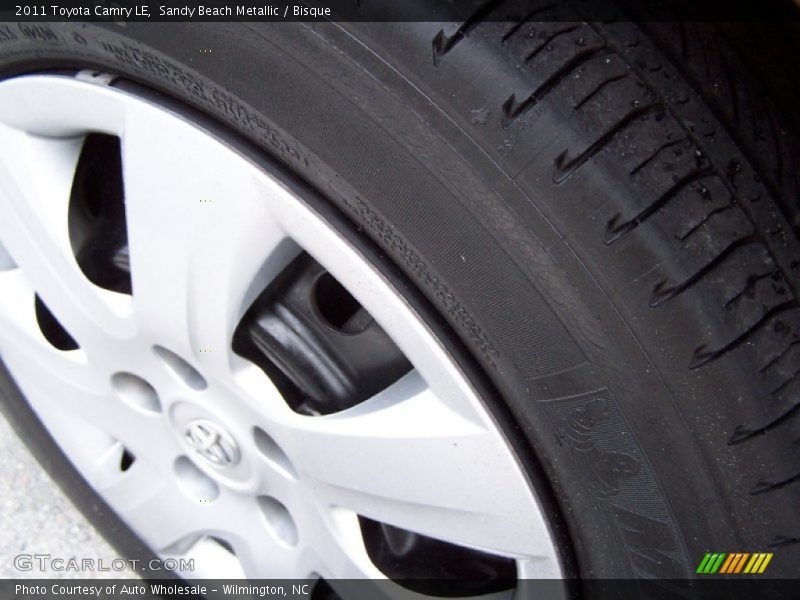 Sandy Beach Metallic / Bisque 2011 Toyota Camry LE