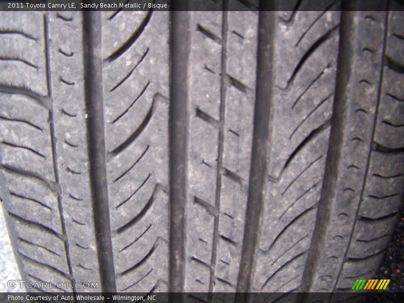 Sandy Beach Metallic / Bisque 2011 Toyota Camry LE