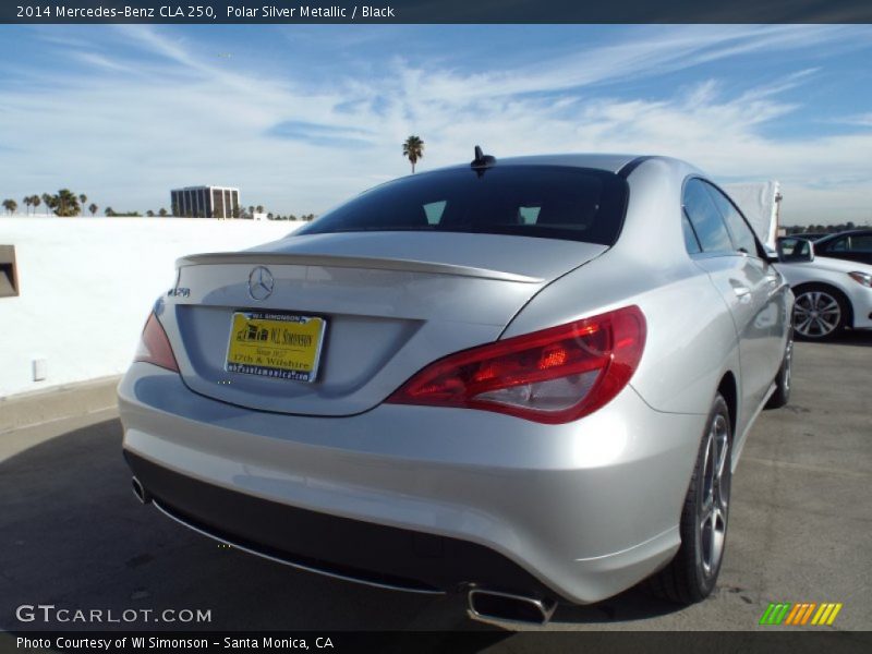 Polar Silver Metallic / Black 2014 Mercedes-Benz CLA 250