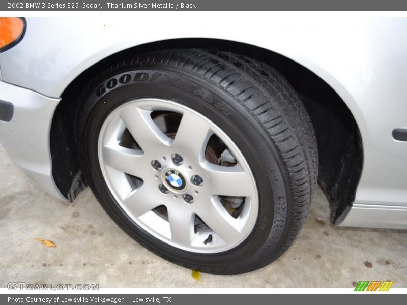 Titanium Silver Metallic / Black 2002 BMW 3 Series 325i Sedan