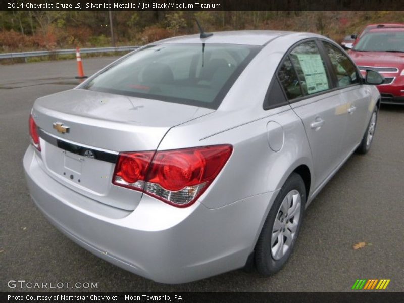 Silver Ice Metallic / Jet Black/Medium Titanium 2014 Chevrolet Cruze LS