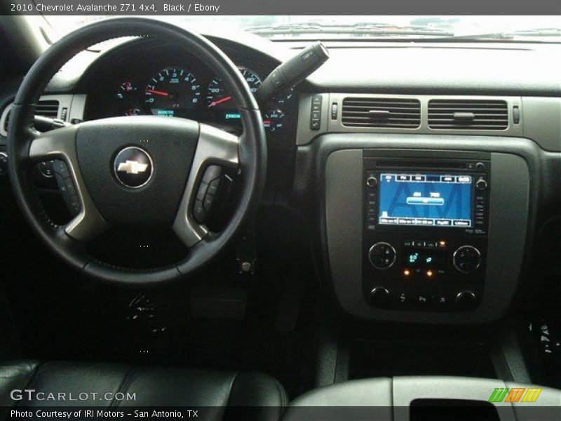 Black / Ebony 2010 Chevrolet Avalanche Z71 4x4