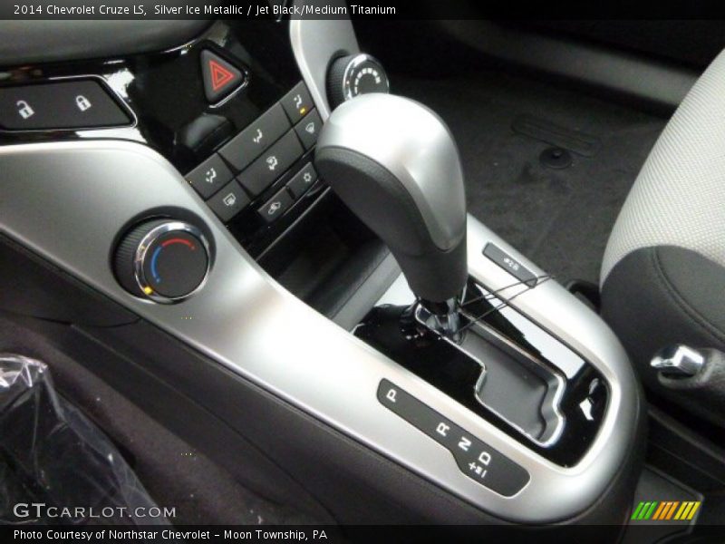 Silver Ice Metallic / Jet Black/Medium Titanium 2014 Chevrolet Cruze LS