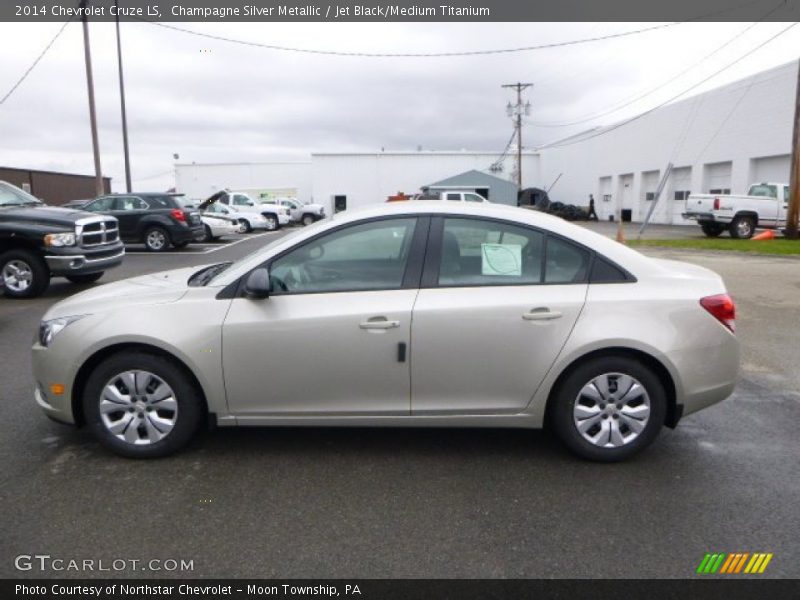 Champagne Silver Metallic / Jet Black/Medium Titanium 2014 Chevrolet Cruze LS