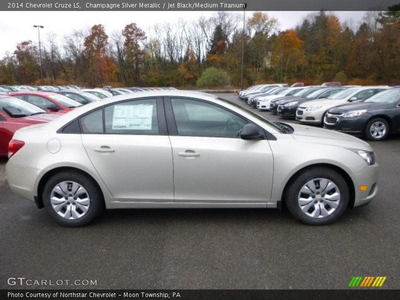 Champagne Silver Metallic / Jet Black/Medium Titanium 2014 Chevrolet Cruze LS