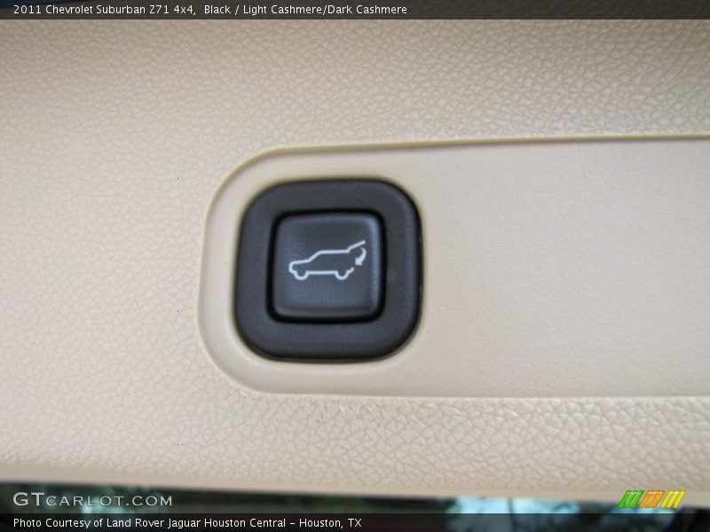 Black / Light Cashmere/Dark Cashmere 2011 Chevrolet Suburban Z71 4x4