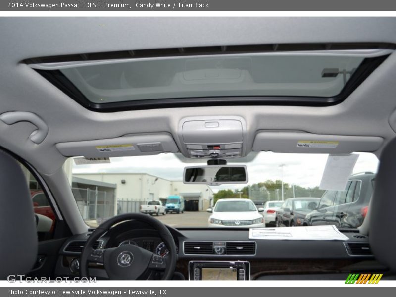 Candy White / Titan Black 2014 Volkswagen Passat TDI SEL Premium