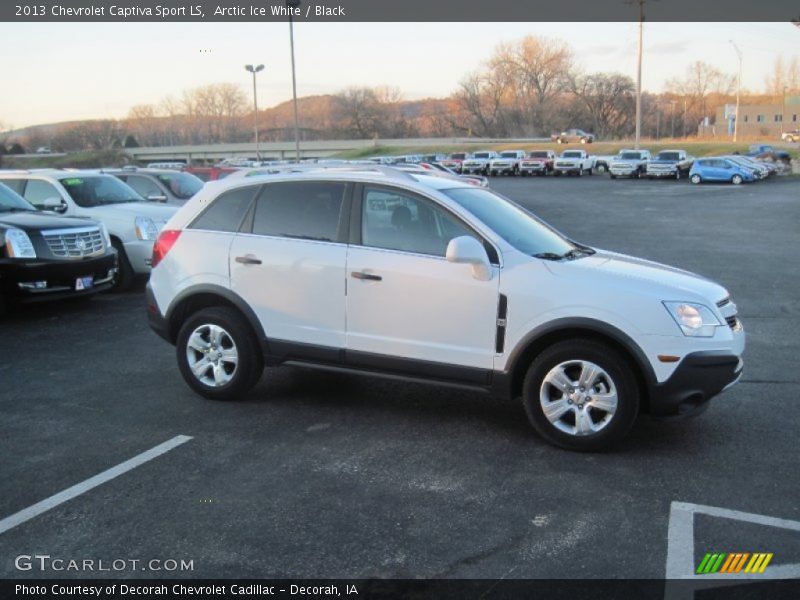 Front 3/4 View of 2013 Captiva Sport LS