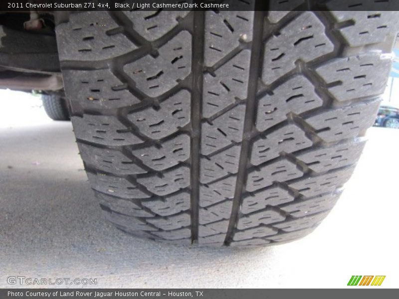 Black / Light Cashmere/Dark Cashmere 2011 Chevrolet Suburban Z71 4x4