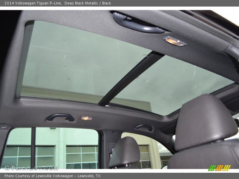 Deep Black Metallic / Black 2014 Volkswagen Tiguan R-Line