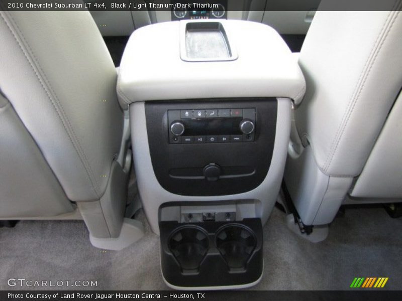 Black / Light Titanium/Dark Titanium 2010 Chevrolet Suburban LT 4x4