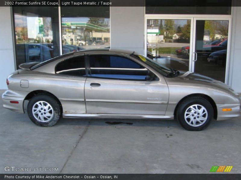 Light Taupe Metallic / Taupe 2002 Pontiac Sunfire SE Coupe