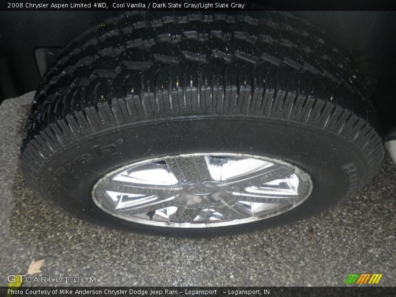Cool Vanilla / Dark Slate Gray/Light Slate Gray 2008 Chrysler Aspen Limited 4WD