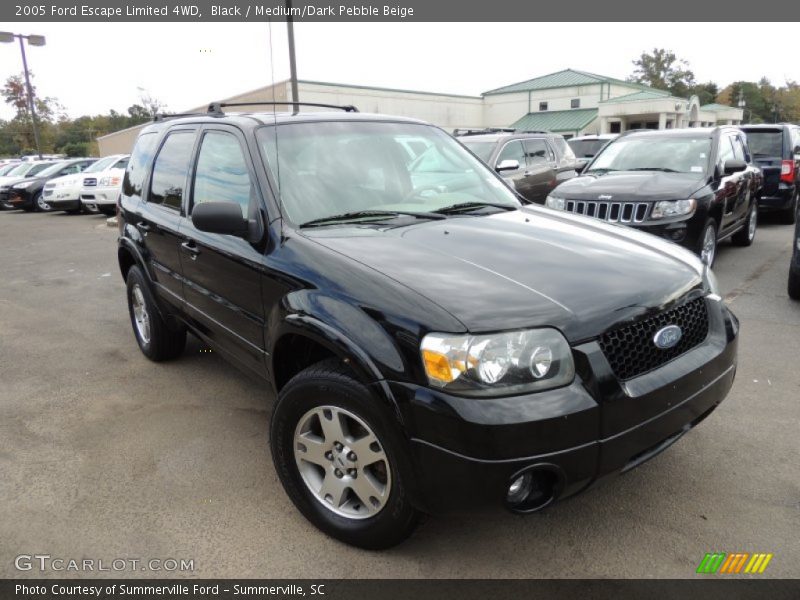 Front 3/4 View of 2005 Escape Limited 4WD