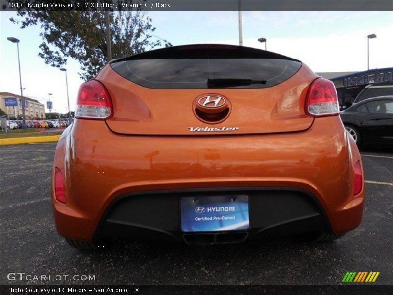 Vitamin C / Black 2013 Hyundai Veloster RE:MIX Edition