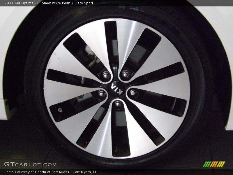 Snow White Pearl / Black Sport 2011 Kia Optima SX