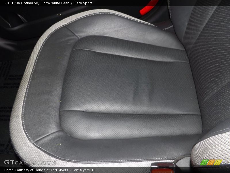 Snow White Pearl / Black Sport 2011 Kia Optima SX