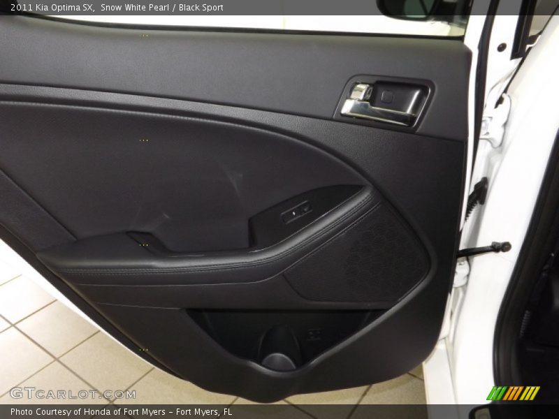 Snow White Pearl / Black Sport 2011 Kia Optima SX