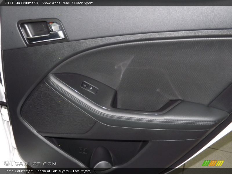 Snow White Pearl / Black Sport 2011 Kia Optima SX
