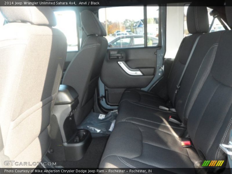 Anvil / Black 2014 Jeep Wrangler Unlimited Sahara 4x4