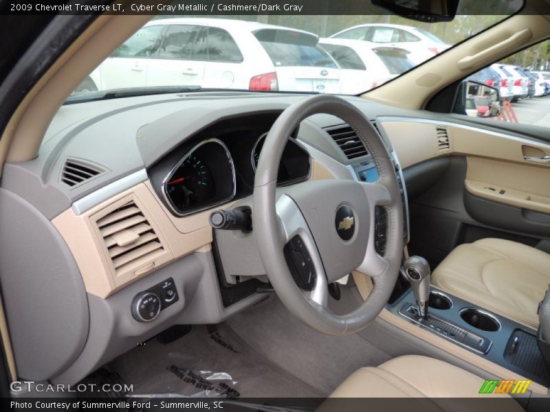 Cyber Gray Metallic / Cashmere/Dark Gray 2009 Chevrolet Traverse LT
