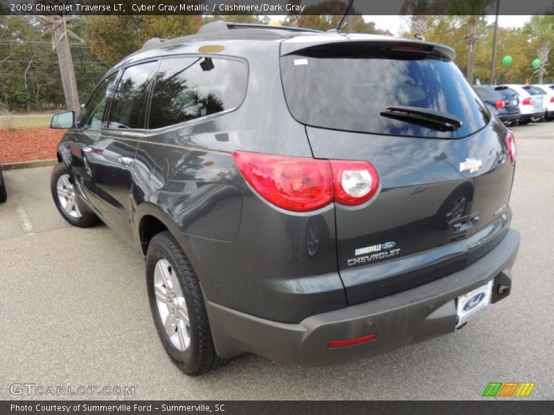 Cyber Gray Metallic / Cashmere/Dark Gray 2009 Chevrolet Traverse LT
