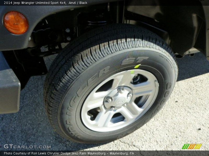 Anvil / Black 2014 Jeep Wrangler Unlimited Sport 4x4