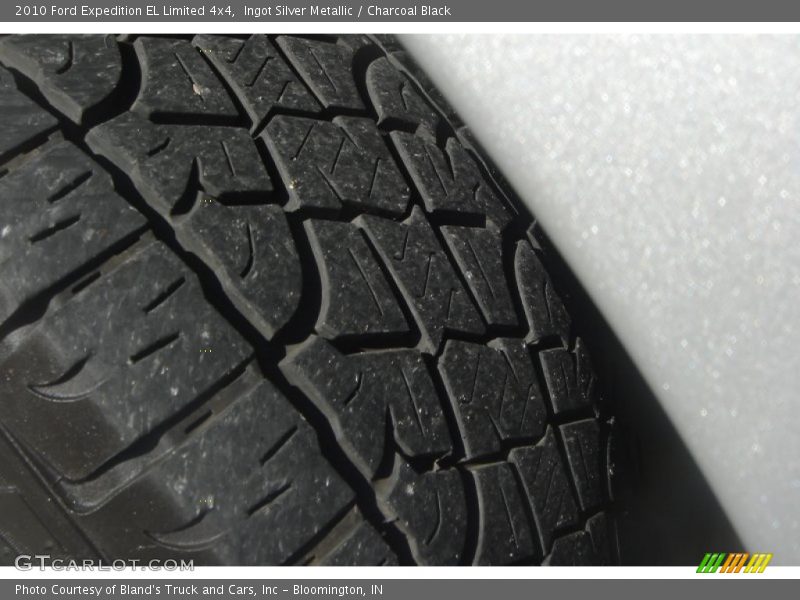 Ingot Silver Metallic / Charcoal Black 2010 Ford Expedition EL Limited 4x4