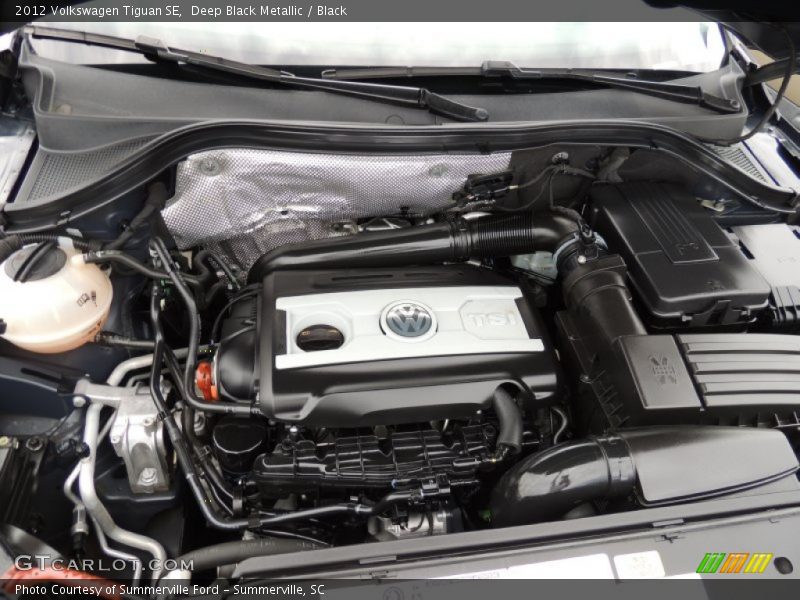 Deep Black Metallic / Black 2012 Volkswagen Tiguan SE