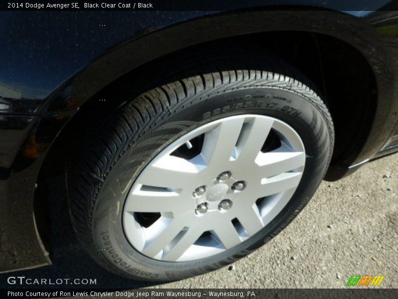 Black Clear Coat / Black 2014 Dodge Avenger SE