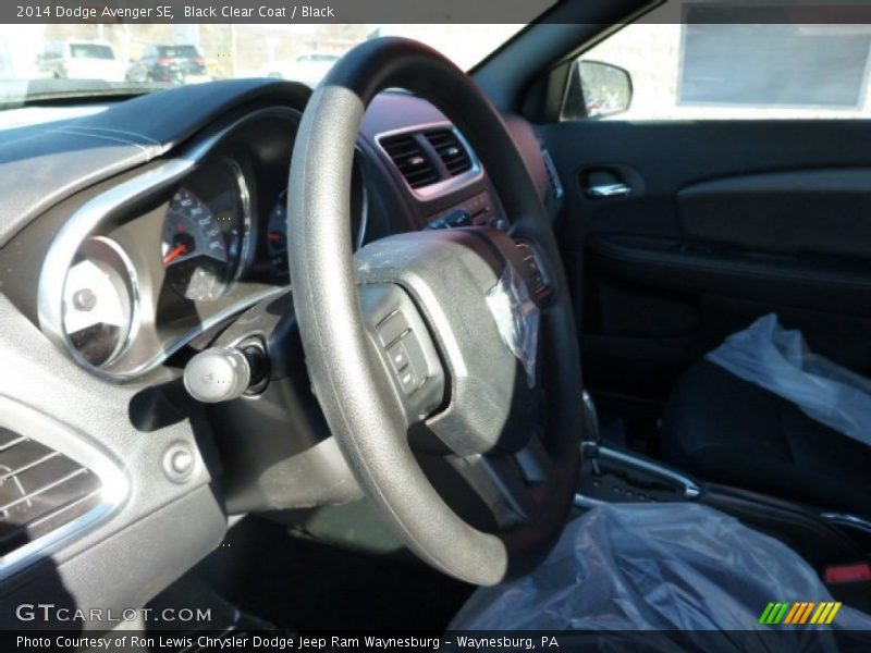 Black Clear Coat / Black 2014 Dodge Avenger SE
