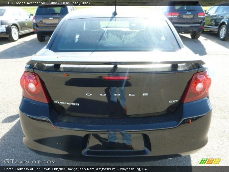 Black Clear Coat / Black 2014 Dodge Avenger SXT