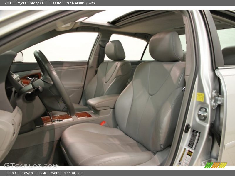 Classic Silver Metallic / Ash 2011 Toyota Camry XLE