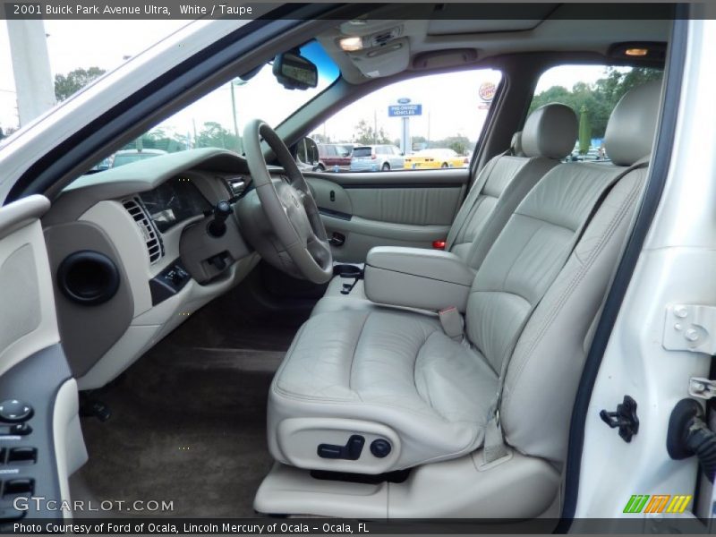 White / Taupe 2001 Buick Park Avenue Ultra