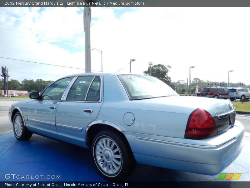 Light Ice Blue Metallic / Medium Light Stone 2009 Mercury Grand Marquis LS