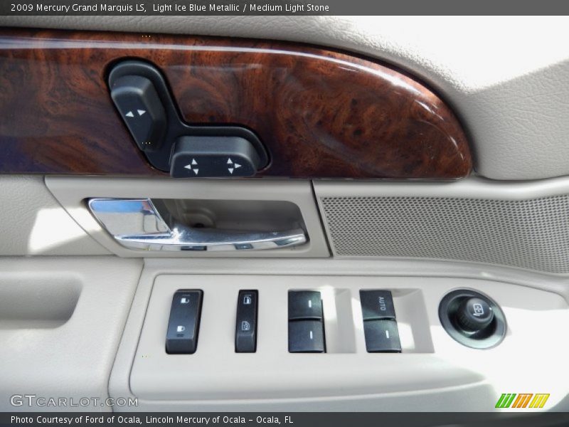 Light Ice Blue Metallic / Medium Light Stone 2009 Mercury Grand Marquis LS
