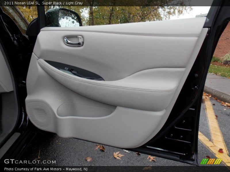 Door Panel of 2011 LEAF SL