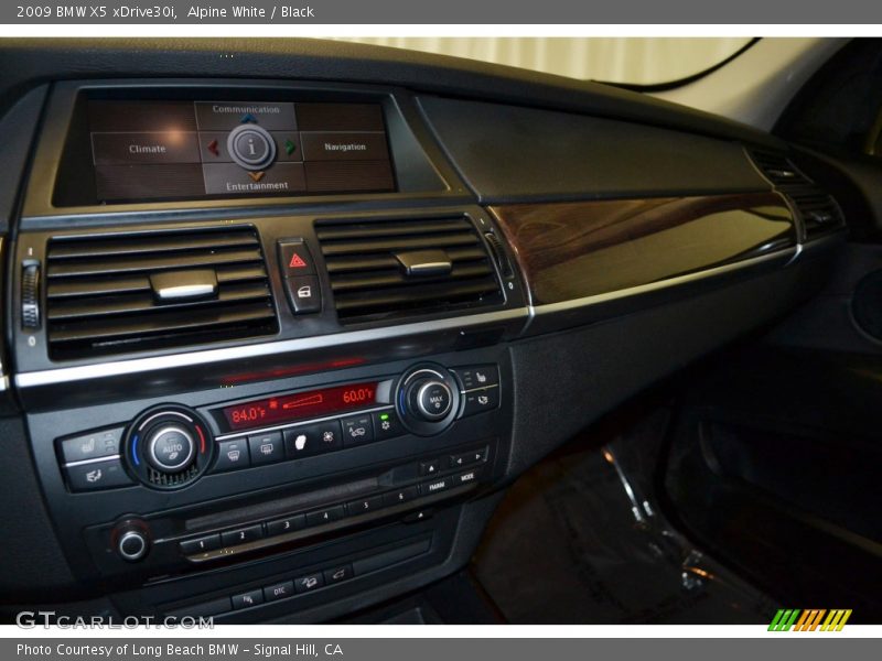 Alpine White / Black 2009 BMW X5 xDrive30i