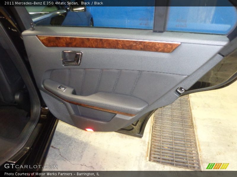Black / Black 2011 Mercedes-Benz E 350 4Matic Sedan
