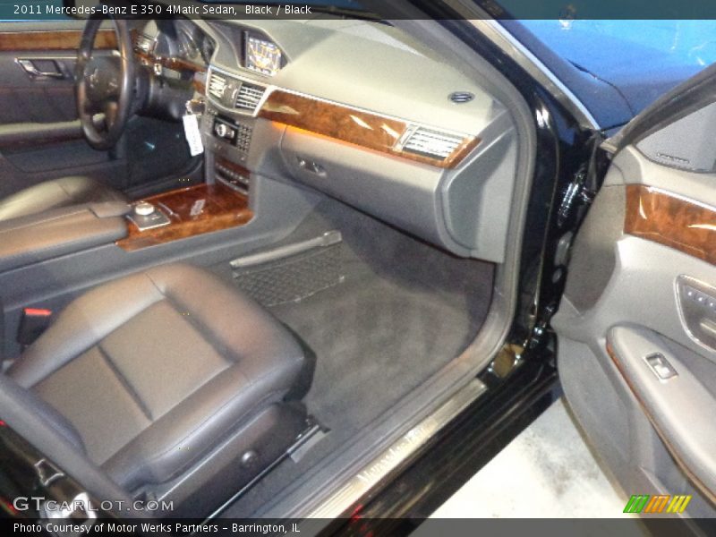 Black / Black 2011 Mercedes-Benz E 350 4Matic Sedan