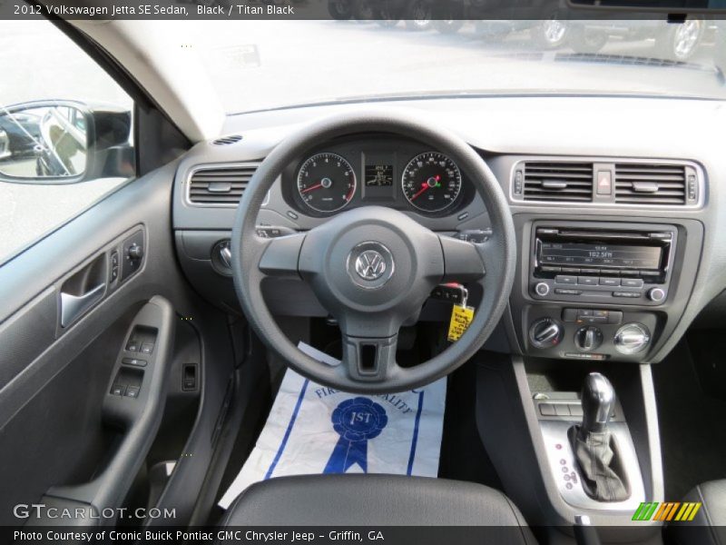 Black / Titan Black 2012 Volkswagen Jetta SE Sedan