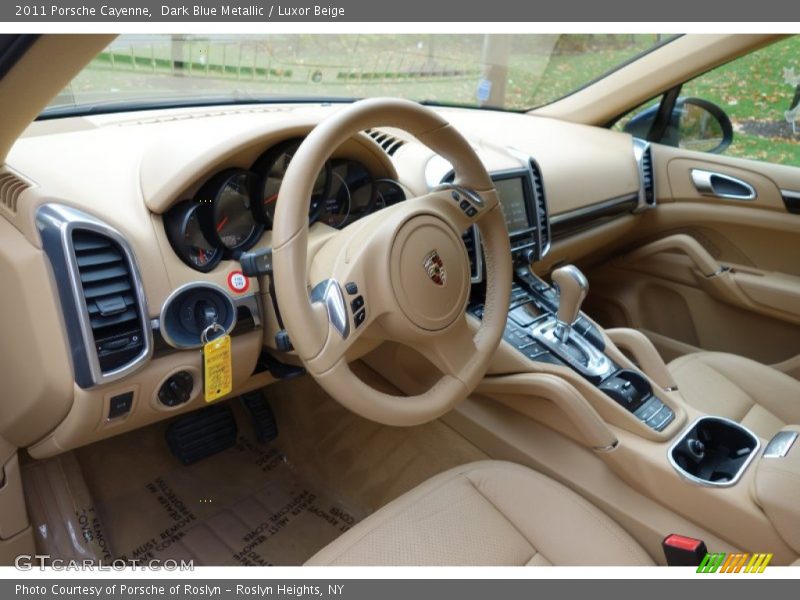 Dark Blue Metallic / Luxor Beige 2011 Porsche Cayenne