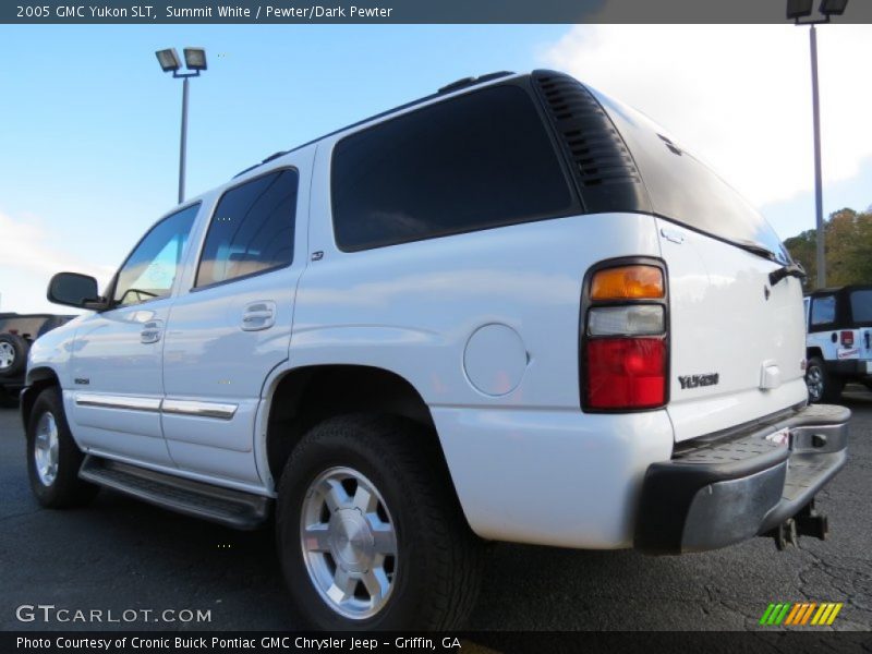 Summit White / Pewter/Dark Pewter 2005 GMC Yukon SLT