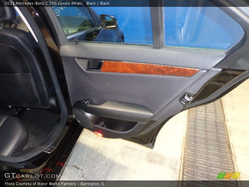 Black / Black 2011 Mercedes-Benz C 300 Luxury 4Matic